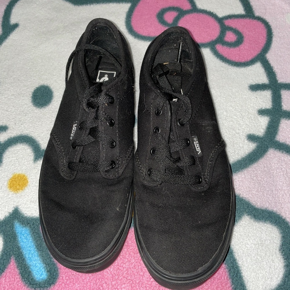 black vans